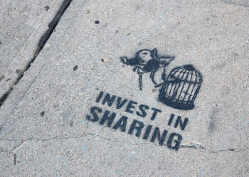 What Entrepreneurs Should Avoid Sharing on Their Company Blog