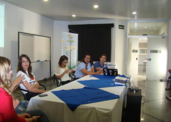 Should You Let Your Employees Access Social Media At Work?