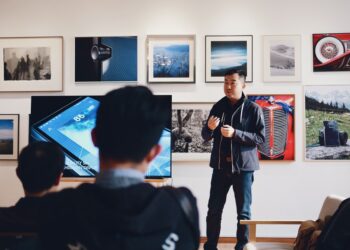 7 Strategies To Make You A Business Role Model