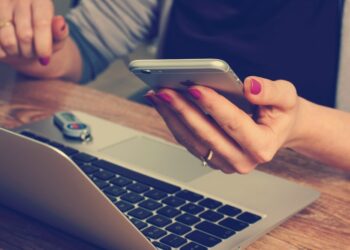 10 Negotiating Tips Every Woman Needs in Her Arsenal